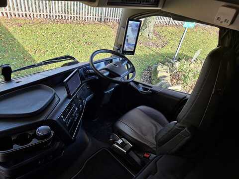 Volvo FH 460TC GTXL AERO 4.1M 6x2 *EX Demonstrator * 