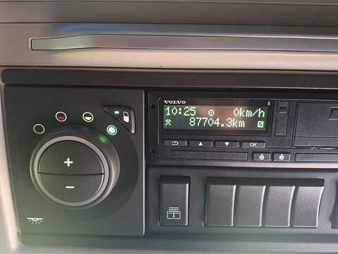 Volvo FH 460TC GTXL AERO 4.1M 6x2 *EX Demonstrator * 