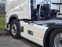 Volvo FH Aero Globetrotter XL Volvo FH 460TC GTXL AERO 4.1M 6x2 *EX Demonstrator * 