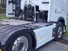 Volvo FH Aero Globetrotter XL Volvo FH 460TC GTXL AERO 4.1M 6x2 *EX Demonstrator * 