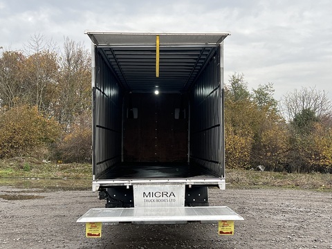 280 DAY CAB * MICRA CURTIAN SIDER * DHOLLANDIA CANTILEVER TAIL LIFT *