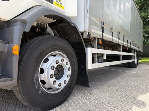 280 DAY CAB * MICRA CURTIAN SIDER * DHOLLANDIA CANTILEVER TAIL LIFT *