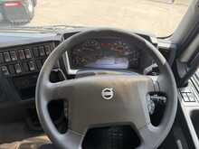 Volvo FE 280 DAY CAB * MICRA CURTIAN SIDER * DHOLLANDIA CANTILEVER TAIL LIFT * 