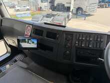 Volvo FE 280 DAY CAB * MICRA CURTIAN SIDER * DHOLLANDIA CANTILEVER TAIL LIFT * 