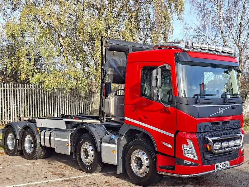 Volvo FM DAY CAB 8x4 460 *HOOK LOADER*