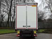 Volvo FM GT 330 26 Tonne Curtain Sider *Tuck Away Tail Lift* 