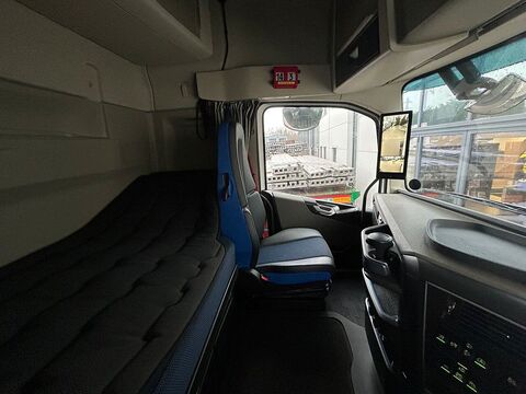 460TC GT AERO 4.1M 6x2 *EX Demonstrator * 