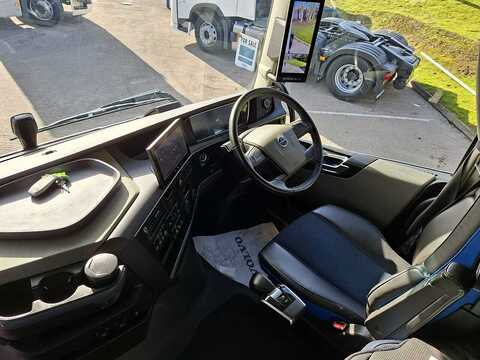 Volvo FH 460TC GTXL AERO 4.1M 6x2 *EX Demonstrator * 