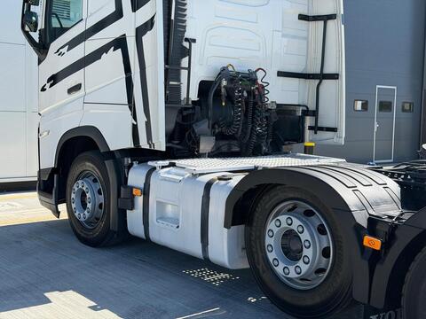 460TC GT 6x2 *Latest Model*