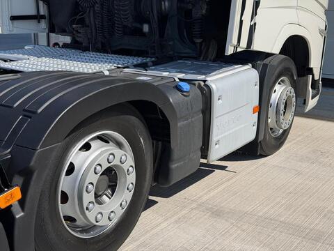 460TC GT 6x2 *Latest Model*