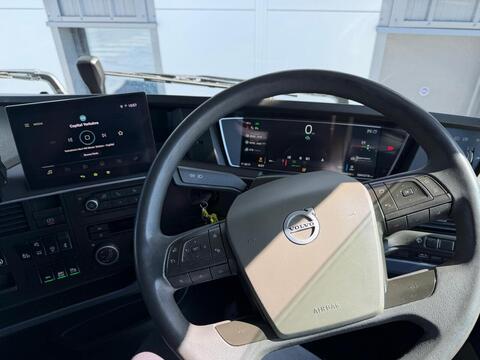 460TC GT 6x2 *Latest Model*