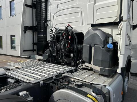 460 Turbo Compound GT 6x2 * Latest Model, LED H/Lamps*