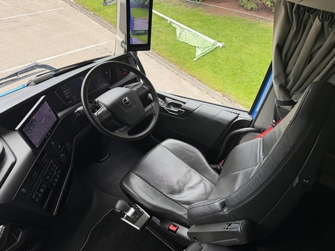 500TC GTXL AERO 4.1M 6x2 *EX Demonstrator* 