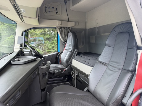 500TC GTXL AERO 4.1M 6x2 *EX Demonstrator* 