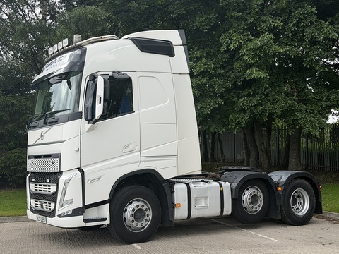 500 GT 4.1M 6X2 *LATEST MODEL* LIGHT BAR * 3 LINE HYDRAULIC*