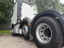 Volvo FH 500 GT 4.1M 6X2 *LATEST MODEL* LIGHT BAR * 3 LINE HYDRAULIC* 