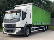 Volvo FE Volvo FE 320 Sleeper 6x2 Rigid 26T ** CURTAIN SIDE ** TAIL LIFT ** 