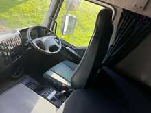 Volvo FE Volvo FE 320 Sleeper 6x2 Rigid 26T ** CURTAIN SIDE ** TAIL LIFT ** 