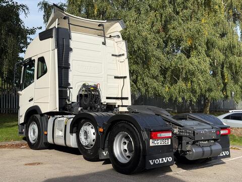 Globetrotter 13l 460 6x2 Tractor Unit 
