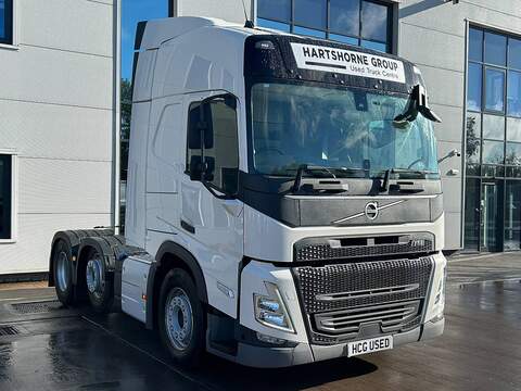 Globetrotter 13l 460 6x2 Tractor Unit **3 Star Direct Vision Standard**