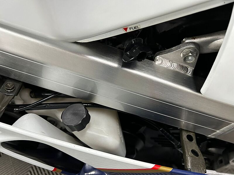 Honda MC18 SP Edition  Bike 250 Manual Petrol