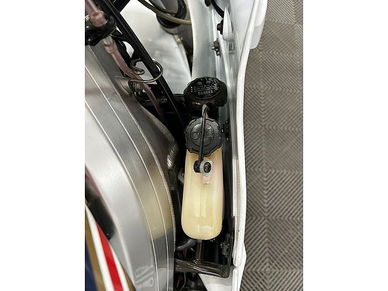 Honda MC18 SP Edition  Bike 250 Manual Petrol