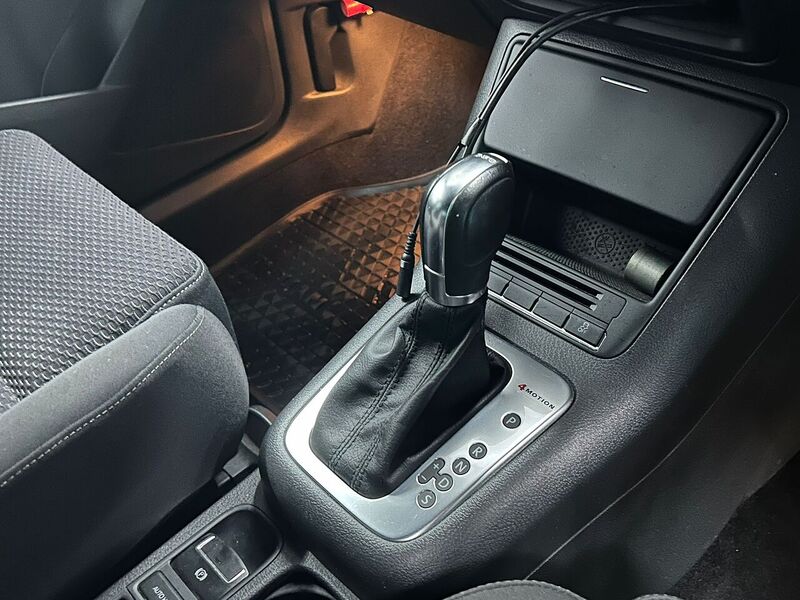 Volkswagen R Line Tsi 4Motion Dsg Estate 2.0 Semi Auto Petrol