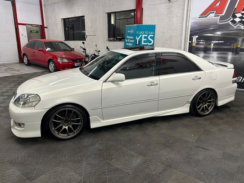 Toyota 2.5IR V TURBO  Automatic Petrol