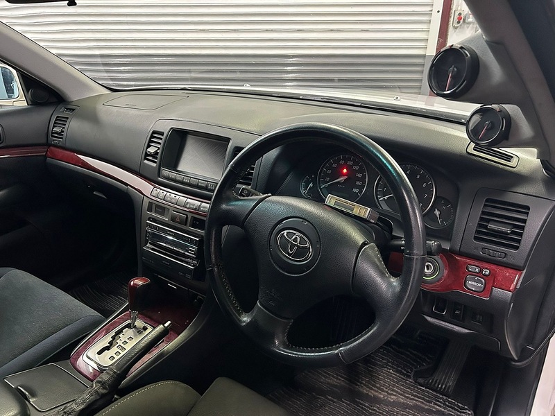 Toyota 2.5IR V TURBO  Automatic Petrol