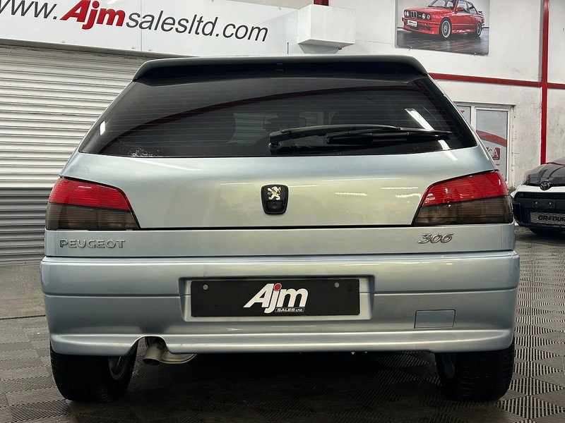 PEUGEOT 2.0 Manual Petrol