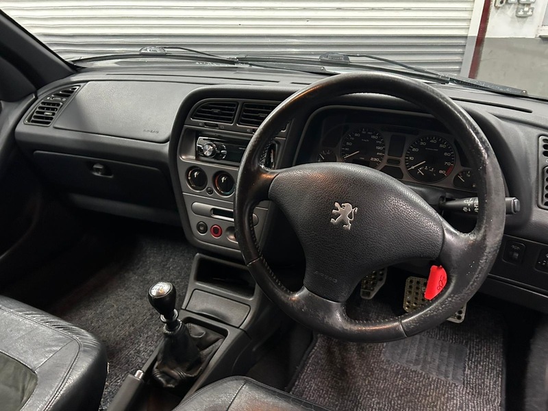 PEUGEOT 2.0 Manual Petrol