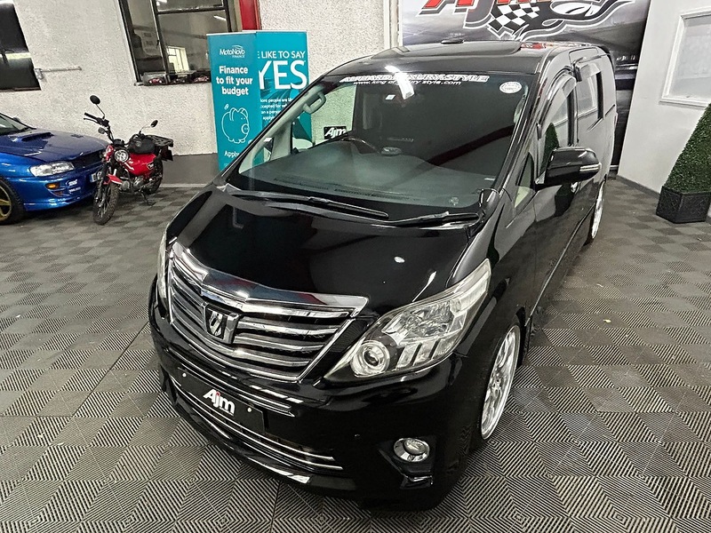 TOYOTA MPV  2.4 AUTOMATIC  PETROL