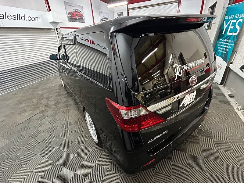 TOYOTA MPV  2.4 AUTOMATIC  PETROL