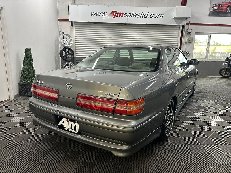 TOYOTA GX100 2.0 AUTOMATIC  PETROL