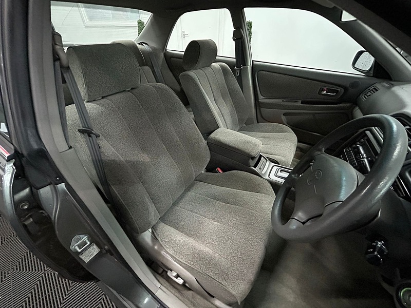 TOYOTA GX100 2.0 AUTOMATIC  PETROL