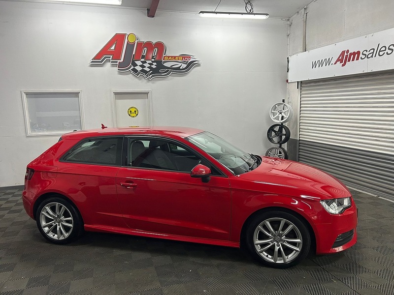 Audi 1.6 TDI ultra SE Technik Hatchback 3dr Diesel Manual Euro 6 (s/s) (110 ps)