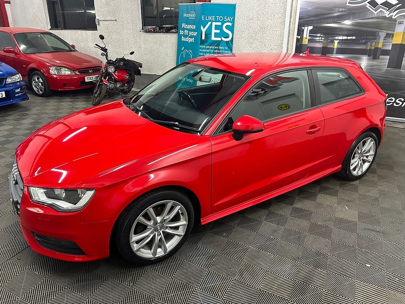 Audi 1.6 TDI ultra SE Technik Hatchback 3dr Diesel Manual Euro 6 (s/s) (110 ps)