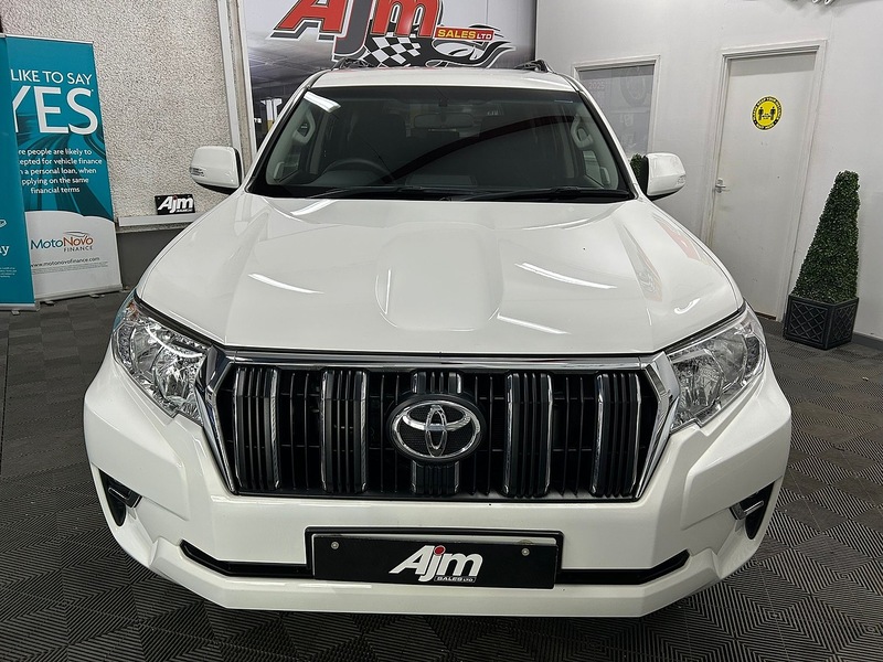 Toyota 2.8D Active SUV 5dr Diesel Auto 4WD Euro 6 (s/s) (7 Seat) (204 ps)