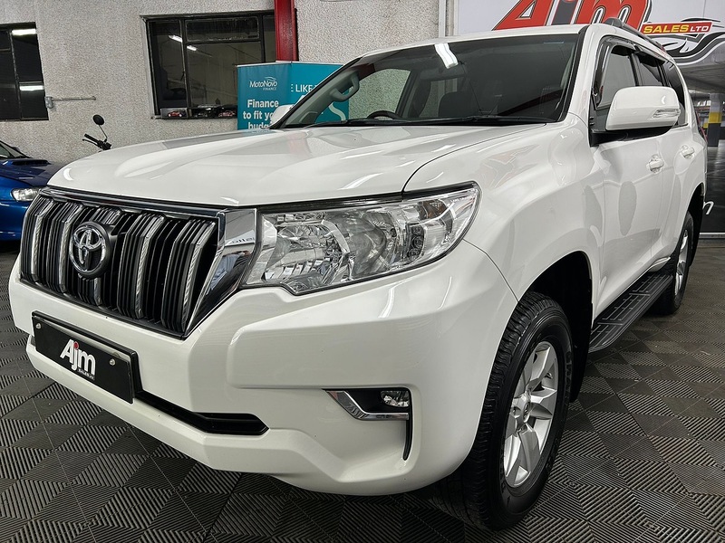 Toyota 2.8D Active SUV 5dr Diesel Auto 4WD Euro 6 (s/s) (7 Seat) (204 ps)