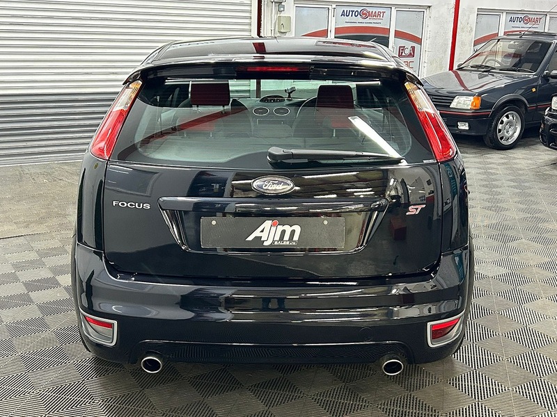 FORD ST 2.5 PETROL