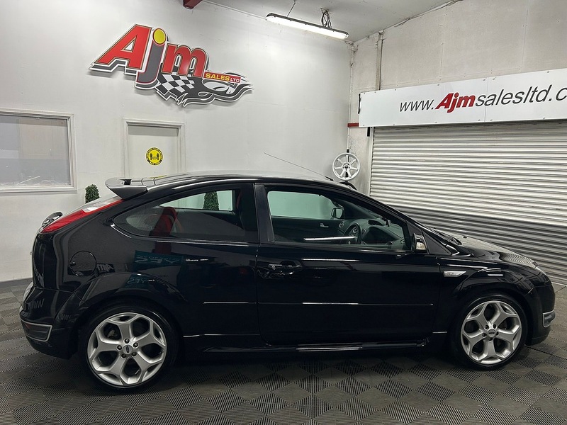 FORD ST 2.5 PETROL