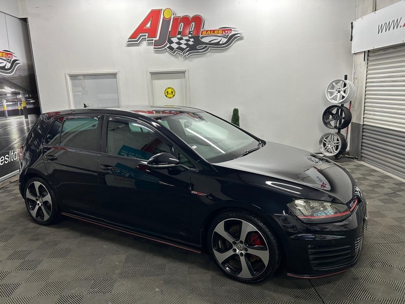 VOLKSWAGEN GTI  Hatchback 2.0 AUTOMATIC PETROL