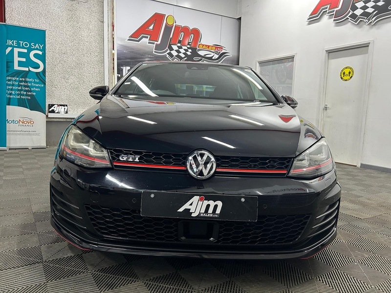 VOLKSWAGEN GTI  Hatchback 2.0 AUTOMATIC PETROL