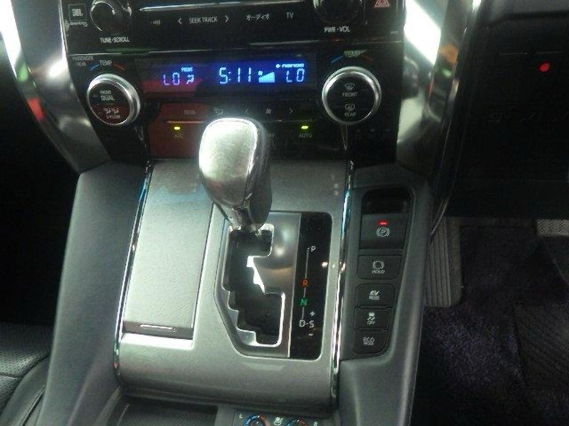 TOYOTA EXECUTIVE LOUNGE Estate 2.5 AUTOMATIC  PETROL