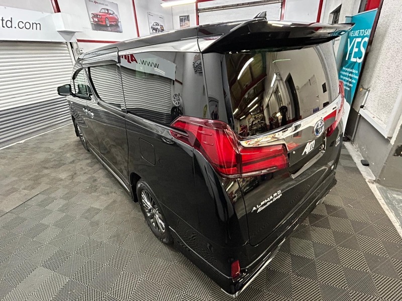 TOYOTA EXECUTIVE LOUNGE Estate 2.5 AUTOMATIC  PETROL