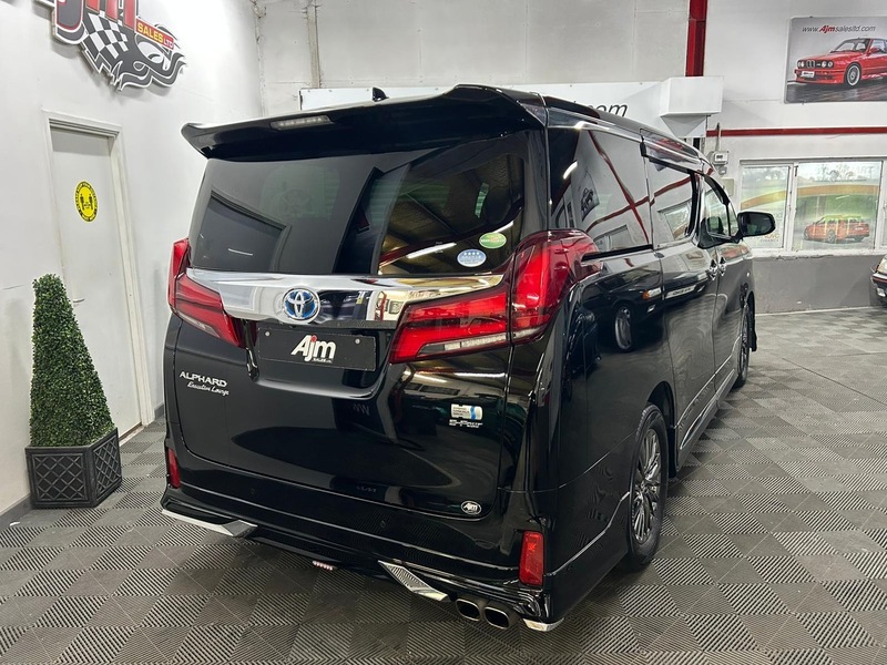 TOYOTA EXECUTIVE LOUNGE Estate 2.5 AUTOMATIC  PETROL