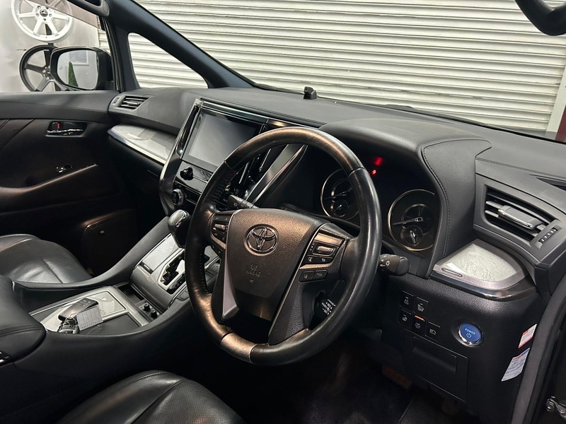 TOYOTA EXECUTIVE LOUNGE Estate 2.5 AUTOMATIC  PETROL