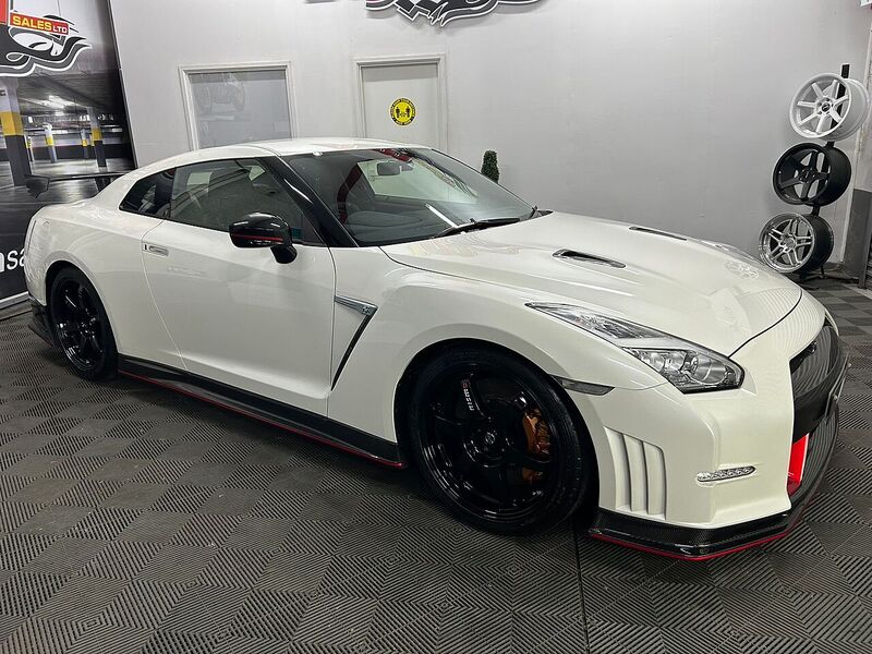 Nissan 3.6 AUTOMATIC  PETROL