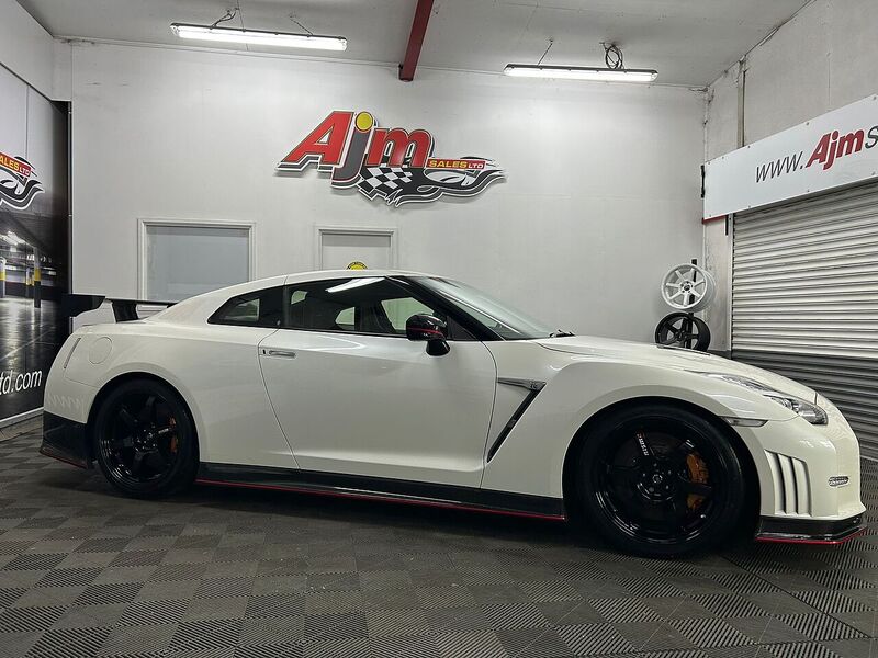 Nissan 3.6 AUTOMATIC  PETROL