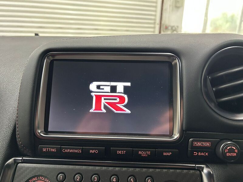 Nissan 3.6 AUTOMATIC  PETROL